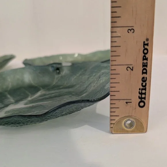 Set of 4 Vintage Green Glass Cabbage Leaf Shaped Serving Dishes Appetizer Plates - Picture 10 of 16